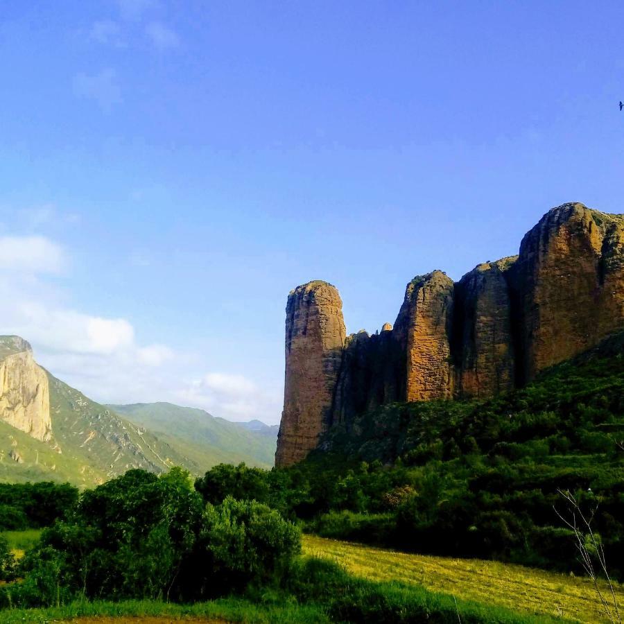 Villa Casa Barranquero Las Peñas de Las Peñas de Riglos Esterno foto
